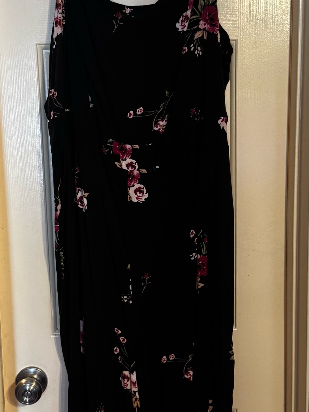 Black Floral Sleeveless jumpsuit - Elegant Pink Rose Print